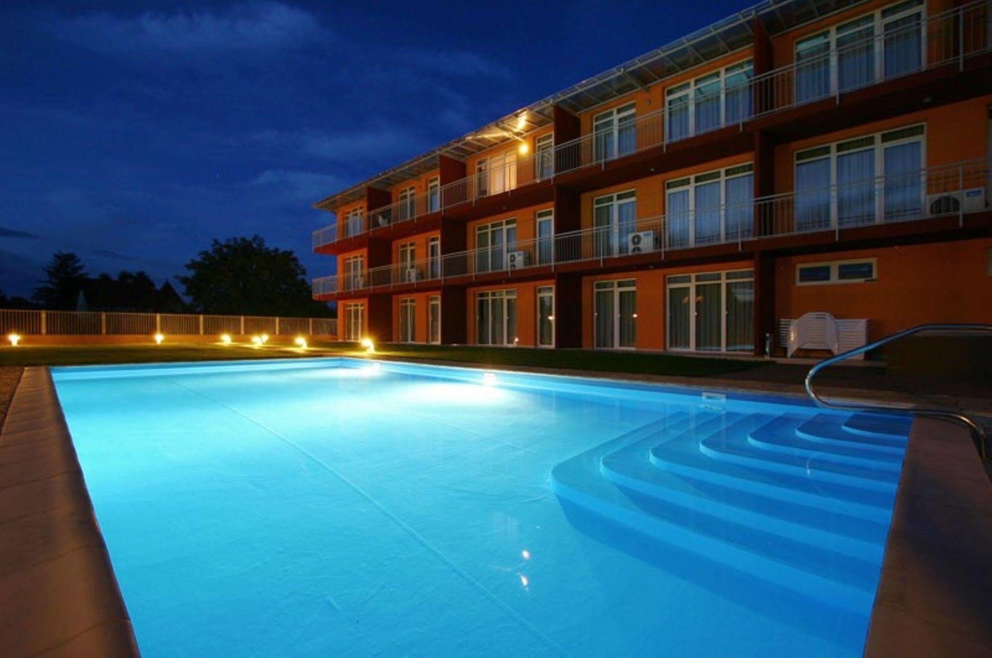 Kehida Family Resort Kehidakustany Exterior photo